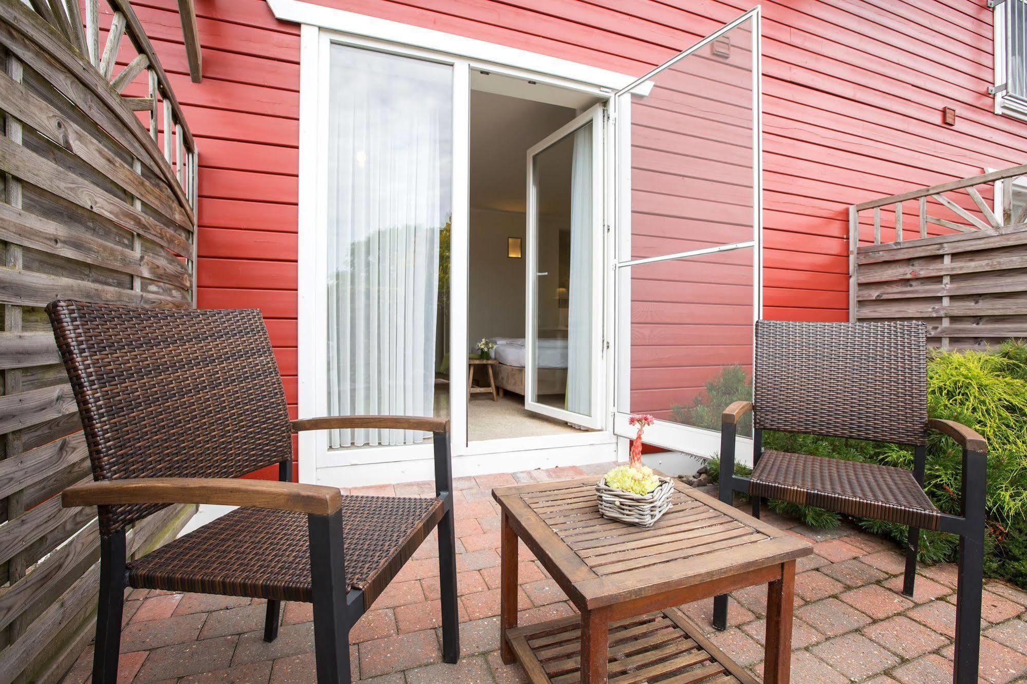 Paulsen'S Landhotel Und Restaurant Bohmstedt Buitenkant foto